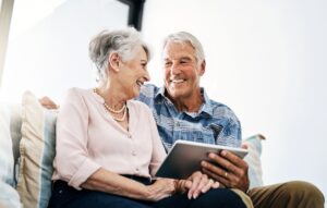 Can I Make an Estate Plan Without Involving My Spouse?